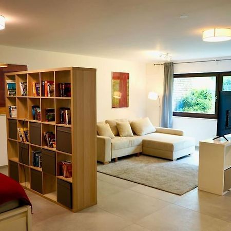 Helle Kellerwohnung Im Gruenen Mit Sauna Kolín nad Rýnem Exteriér fotografie